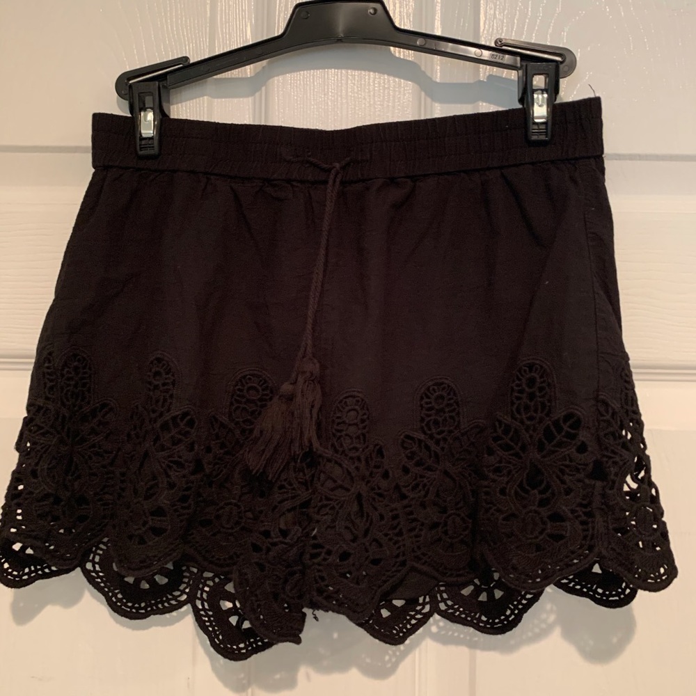 Imperial Star Girls crochet lace drawstring shorts
